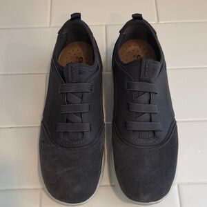 Geox Men’s Dark Gray Slip-On Lace Sneakers - Size 9